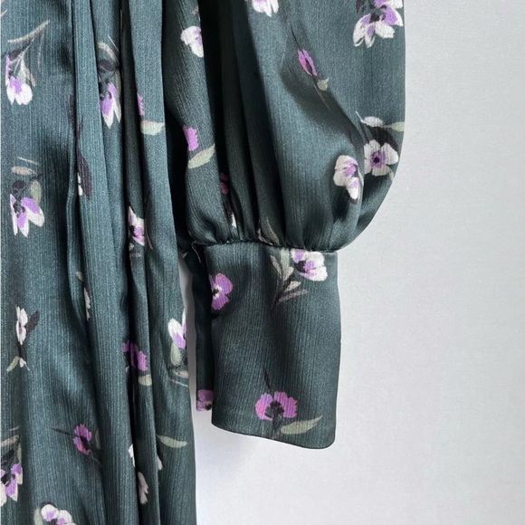 Anthropologie ML Monique Lhuillier Lorelei Floral Jumpsuit Sz 2 Holly Green - Picture 13 of 16